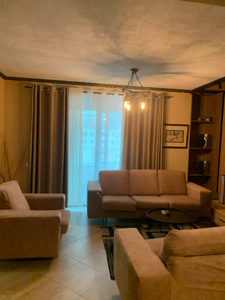 Grande Lebon Central  Share  Save-6