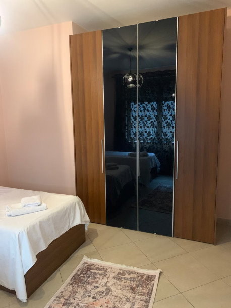 Grande Lebon Central  Share  Save-12