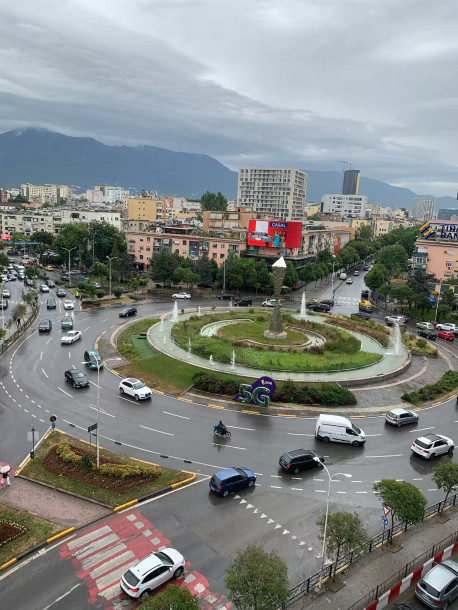 Grande Lebon Central  Share  Save-18