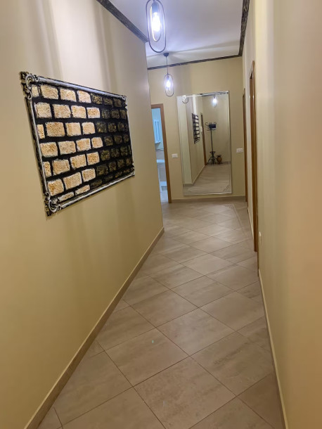 Grande Lebon Central  Share  Save-1